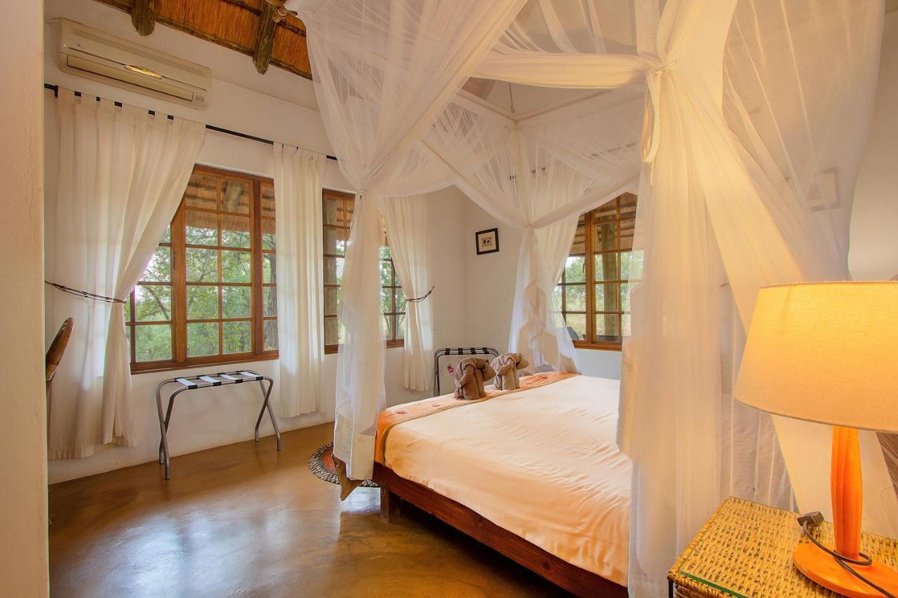 Casart Game Lodge Grietjie Game Reserve 외부 사진